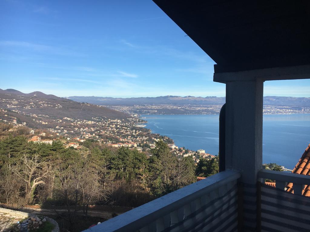 House Anastazia With Spectacular View Villa Lovran Bagian luar foto